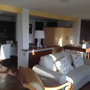 Casa Lella Roe